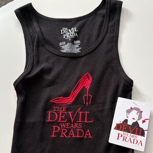 NWT Women's The Devil wears Prada Black  Ribbed Tank Small 20th Century Studios
